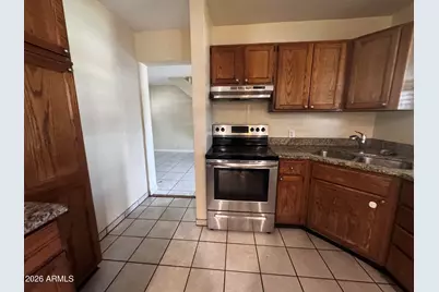 2323 E Mitchell Drive, Phoenix, AZ 85016 - Photo 2
