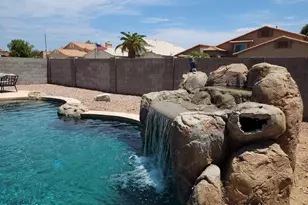 8729 W Columbine Dr, Peoria, AZ 85381 - Photo 16