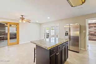 3007 N 84th Pl, Scottsdale, AZ 85251 - Photo 14