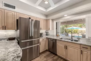 10010 E Sunnyslope Ln, Scottsdale, AZ 85258 - Photo 6