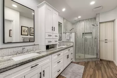 10010 E Sunnyslope Lane, Scottsdale, AZ 85258 - Photo 16