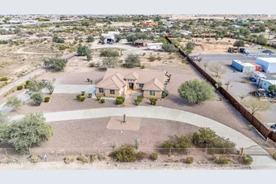 35219 N Ellsworth Avenue, San Tan Valley, AZ 85144 - Photo 2