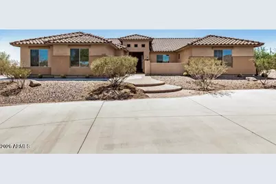 35219 N Ellsworth Avenue, San Tan Valley, AZ 85144 - Photo 4