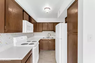 2221 W Farmdale Ave, Mesa, AZ 85202 - Photo 1