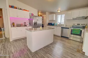 2200 N Delaware Dr, Apache Junction, AZ 85120 - Photo 14