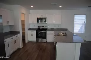 1267 W Flowstone Trail, Benson, AZ 85602 - Photo 6