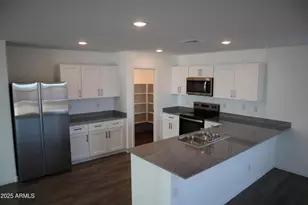 1267 W Flowstone Trail, Benson, AZ 85602 - Photo 2