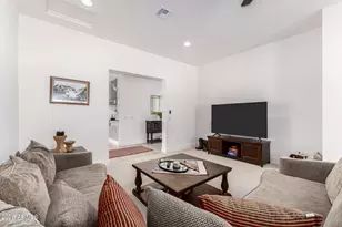 4899 W Marsh Wren Ln, San Tan Valley, AZ 85144 - Photo 10