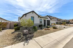 4899 W Marsh Wren Ln, San Tan Valley, AZ 85144 - Photo 4