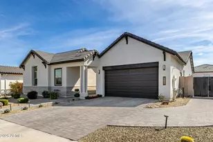 4899 W Marsh Wren Ln, San Tan Valley, AZ 85144 - Photo 6