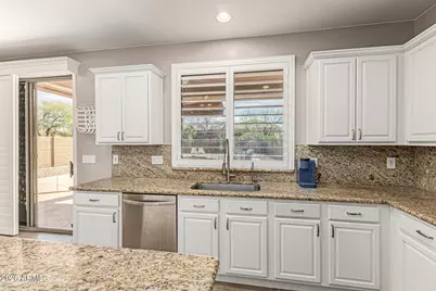 3341 W Twain Court, Anthem, AZ 85086 - Photo 12