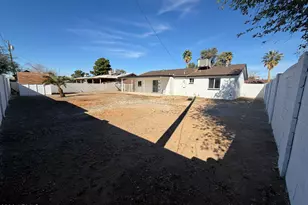 3471 E Delcoa Dr, Phoenix, AZ 85032 - Photo 14