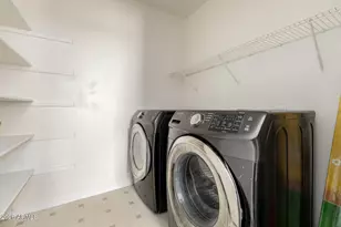 9237 W Cholla St, Peoria, AZ 85345 - Photo 6