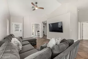 11146 E Poinsettia Dr, Scottsdale, AZ 85259 - Photo 6