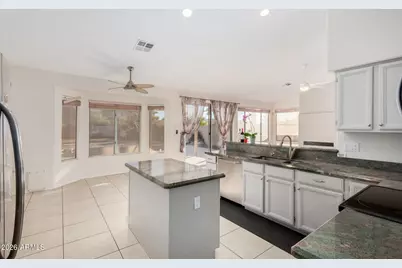 15427 S 6th Drive, Phoenix, AZ 85045 - Photo 8