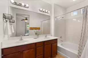 10562 E Corbin Ave, Mesa, AZ 85212 - Photo 14