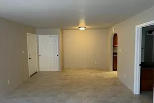 8500 E Indian School Rd, Scottsdale, AZ 85251 - Photo 14