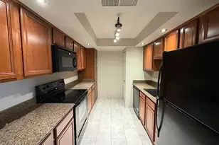 8500 E Indian School Rd, Scottsdale, AZ 85251 - Photo 24