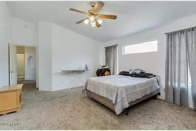 10186 Hacienda Drive, Goodyear, AZ 85338 - Photo 22