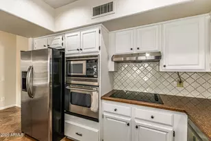 10709 E Champagne Dr, Sun Lakes, AZ 85248 - Photo 22