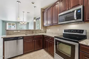 187 S 172nd Dr, Goodyear, AZ 85338 - Photo 16