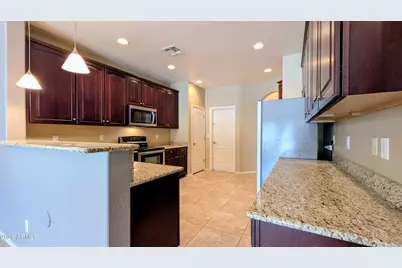 187 S 172nd Drive, Goodyear, AZ 85338 - Photo 10