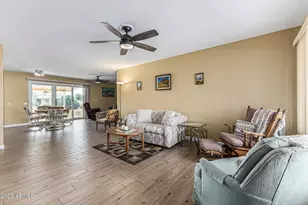 9625 W Briarwood Cir N, Sun City, AZ 85351 - Photo 8