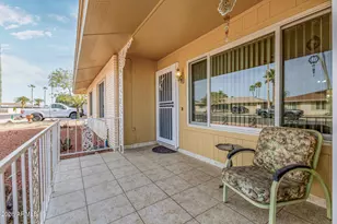 9625 W Briarwood Cir N, Sun City, AZ 85351 - Photo 4