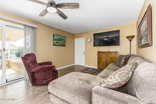 9625 W Briarwood Cir N, Sun City, AZ 85351 - Photo 10