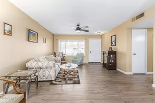 9625 W Briarwood Cir N, Sun City, AZ 85351 - Photo 6