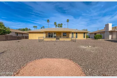 9625 W Briarwood Circle N, Sun City, AZ 85351 - Photo 32