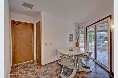 10122 W Willowcreek Circle, Sun City, AZ 85373 - Photo 14