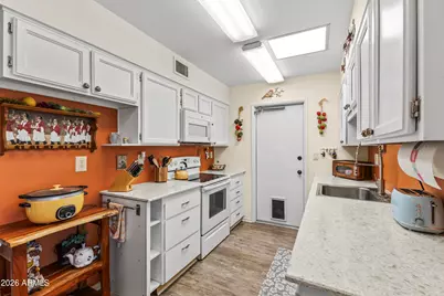 13322 W Stonebrook Drive, Sun City West, AZ 85375 - Photo 6