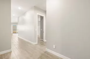 7754 N 78th Dr, Glendale, AZ 85303 - Photo 4