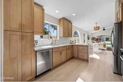 4814 E Monte Way, Phoenix, AZ 85044 - Photo 6