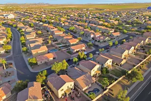 18514 N Jameson Dr, Maricopa, AZ 85138 - Photo 32