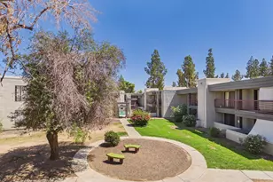 3420 W Danbury Dr, Phoenix, AZ 85053 - Photo 2