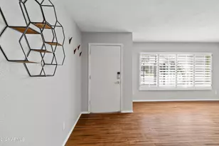 8225 E Berridge Ln, Scottsdale, AZ 85250 - Photo 4