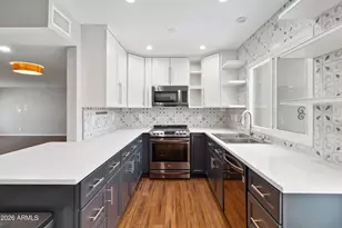 8225 E Berridge Ln, Scottsdale, AZ 85250 - Photo 16