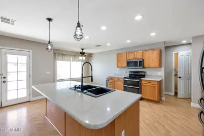 18160 N 89th Lane, Peoria, AZ 85382 - Photo 14