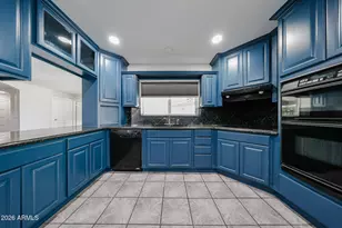 1341 E Garnet Cir, Mesa, AZ 85204 - Photo 2