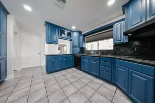 1341 E Garnet Cir, Mesa, AZ 85204 - Photo 14