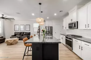 14137 W Voltaire St, Surprise, AZ 85379 - Photo 28