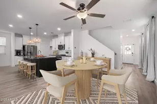 14137 W Voltaire St, Surprise, AZ 85379 - Photo 4