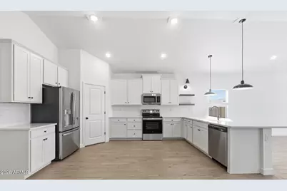 23375 W Raymond Street, Buckeye, AZ 85326 - Photo 2