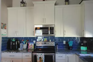 19365 N 28th St, Phoenix, AZ 85050 - Photo 12