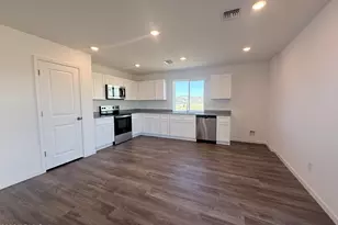 20154 E Prickly Pear Dr, Mayer, AZ 86333 - Photo 4