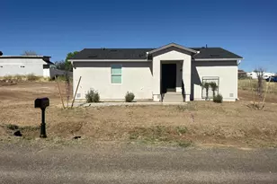 20154 E Prickly Pear Dr, Mayer, AZ 86333 - Photo 1