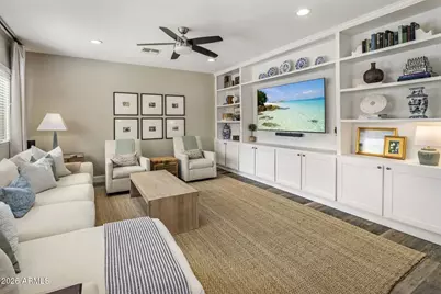 4307 E Vista Bonita Drive, Phoenix, AZ 85050 - Photo 4