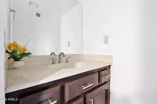 10417 E Cinnabar Ave, Scottsdale, AZ 85258 - Photo 30